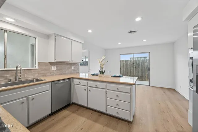 $940,000 | 8373 Hollister Street, Ventura, CA 93004