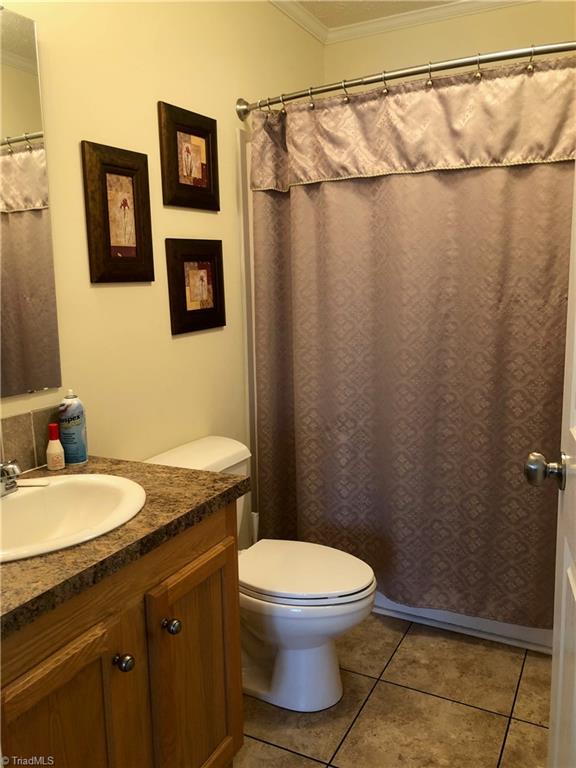 3591 Grubbs Road Walkertown, NC 27051 - Photo 20 of 41 Guest Bath