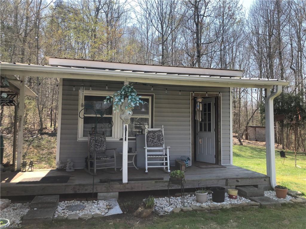 3591 Grubbs Road Walkertown, NC 27051 - Photo 23 of 41 The honeymoon/guest cottage:)
