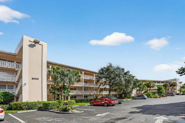 $2,100 | 2003 Granada Drive, Unit F1, Coconut Creek, FL 33066