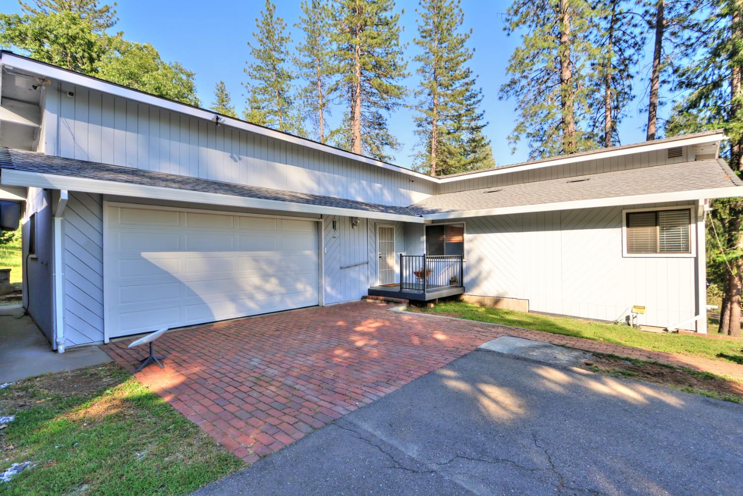 5421 Shooting Star Road Pollock Pines, CA 95726 - Photo 3 of 76