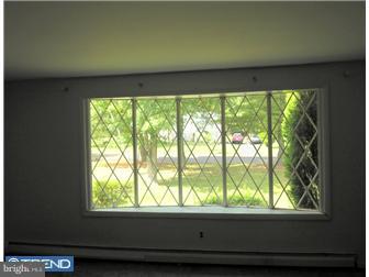 207 Mallard Road Holland, PA 18966 - Photo 6 of 9 Gallery Image 6