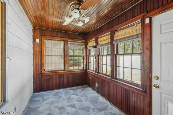 $360,000 | 574 Sherman Avenue, Roselle, NJ 07203