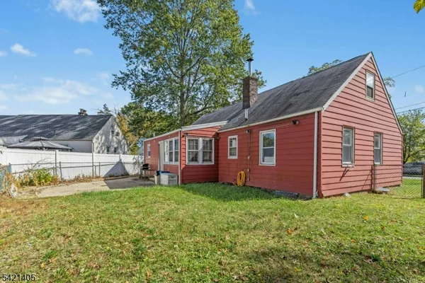 $360,000 | 574 Sherman Avenue, Roselle, NJ 07203