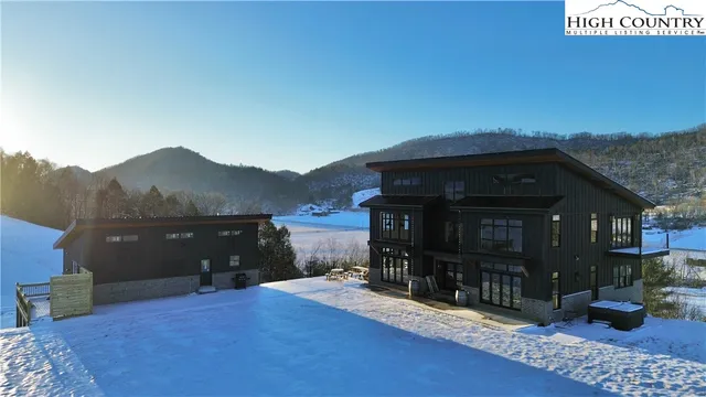 $1,399,000 | 817 Neva View Ln Mountain, Mountain City, TN 37683