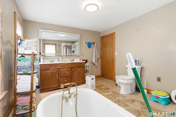 $390,000 | 36 Church Street, Killingly, CT 06241