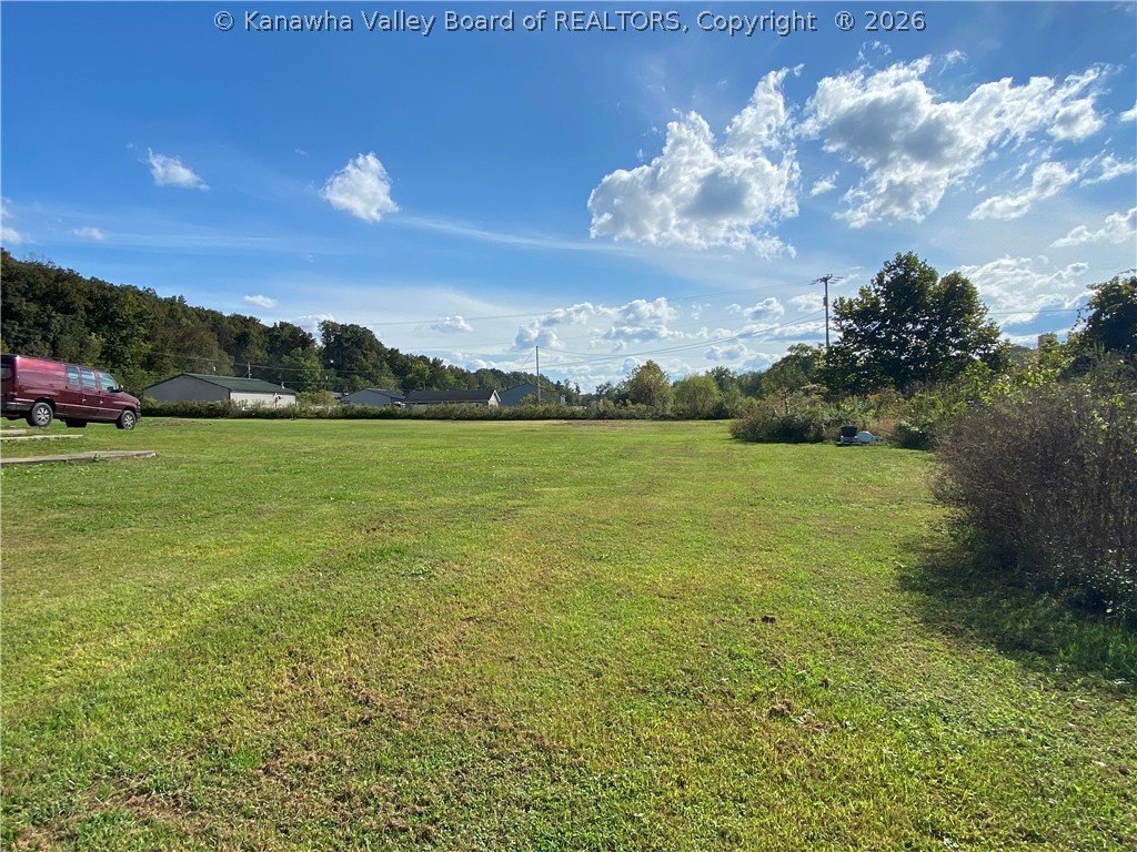 33006 Charleston Road Leon, WV 25123 - Photo 5 of 23 Gallery Image 5