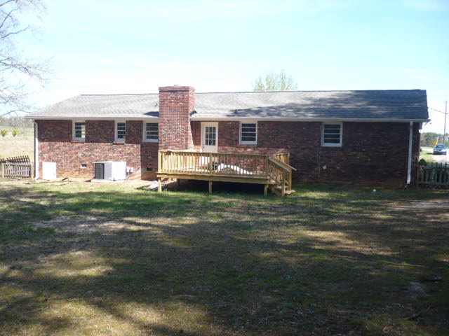 1111 Switzer Green Pond Road Woodruff, SC 29388 - Photo 3 of 9