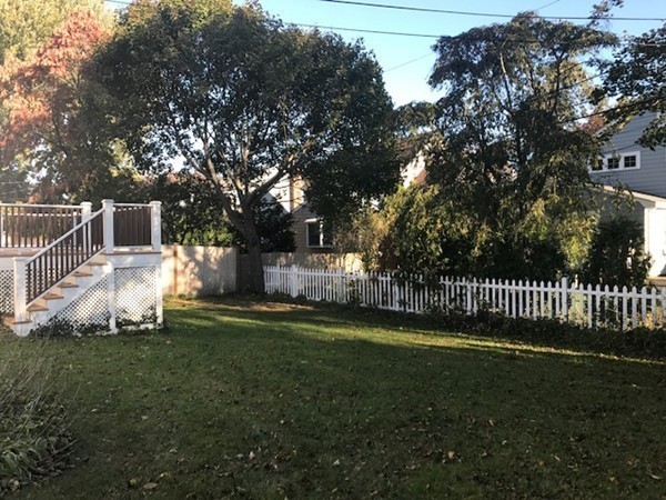 28 Ralph Road Marblehead, MA 01945 - Photo 18 of 20