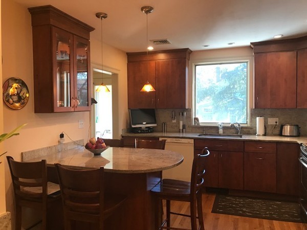 28 Ralph Road Marblehead, MA 01945 - Photo 4 of 20