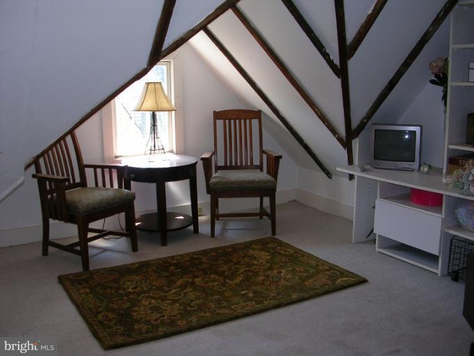 5007 Roland Avenue Baltimore, MD 21210 - Photo 12 of 24 Interior (General)