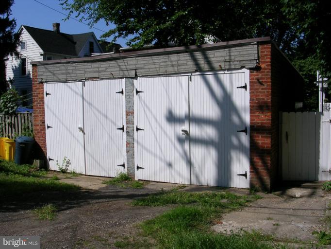 5007 Roland Avenue Baltimore, MD 21210 - Photo 3 of 24 Exterior (General)