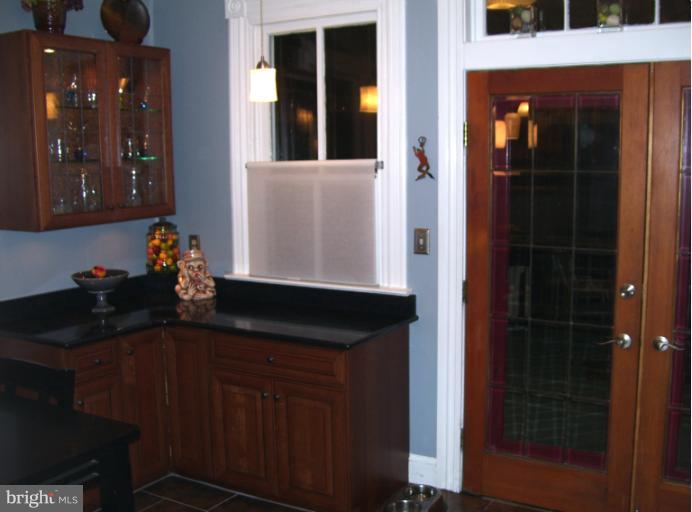 5007 Roland Avenue Baltimore, MD 21210 - Photo 23 of 24 Kitchen