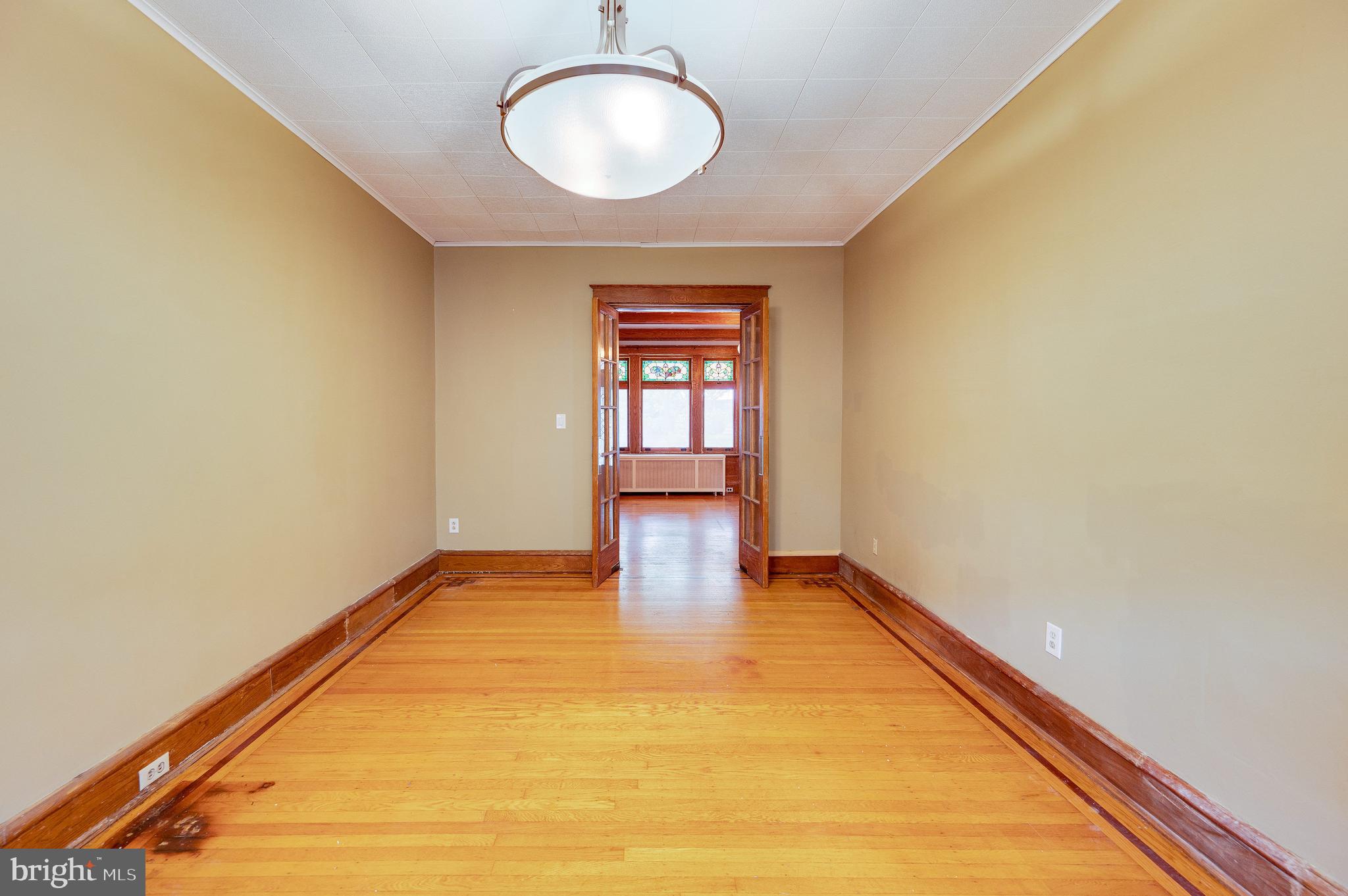 402 Spring Street Reading, PA 19601 - Photo 12 of 37 Dining room