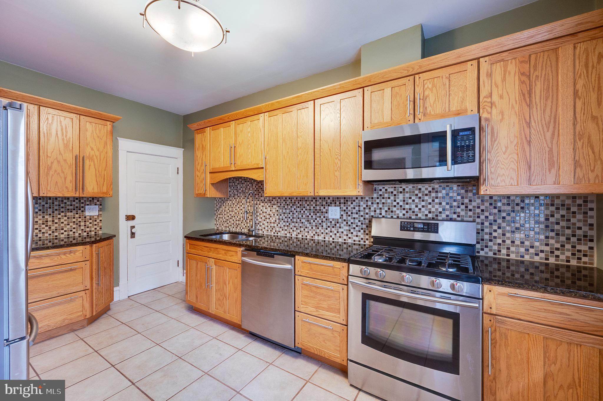 402 Spring Street Reading, PA 19601 - Photo 15 of 37 Kitchen