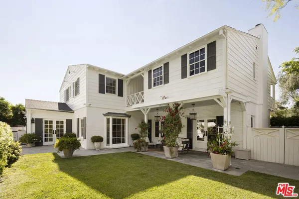 $6,995,000 | 10428 Wyton Drive, Los Angeles, CA 90024