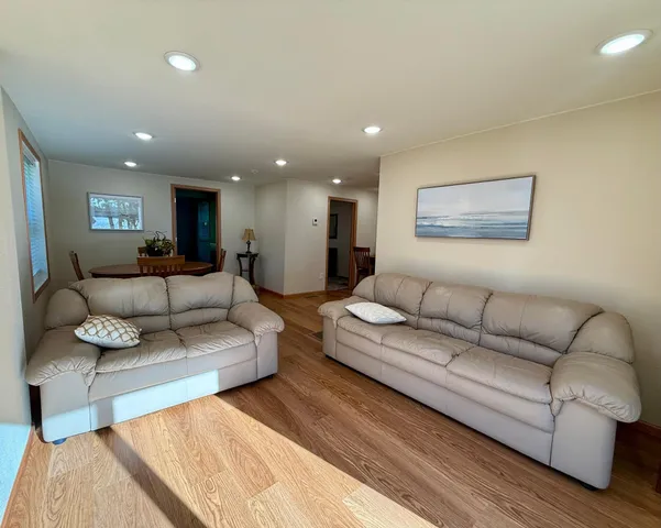 $469,900 | 10007 Alcott Drive, Sauk Centre, MN 56378