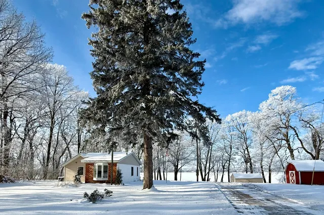 $469,900 | 10007 Alcott Drive, Sauk Centre, MN 56378