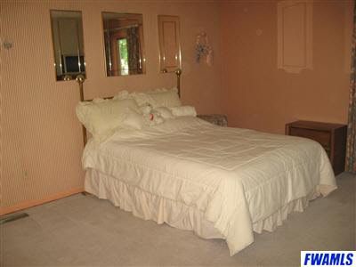 9128 Saratoga Road Fort Wayne, IN 46804 - Photo 5 of 13 Gallery Image 5