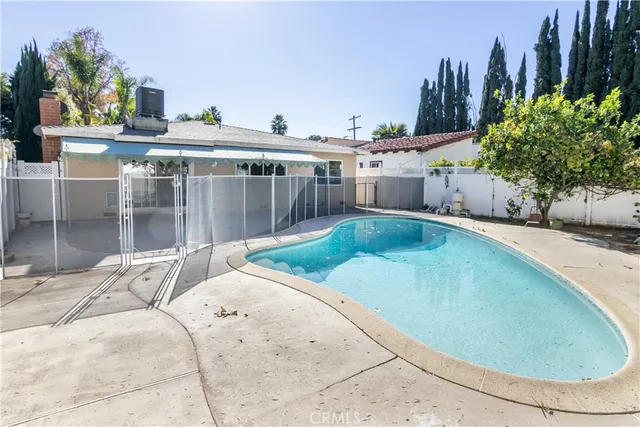 $4,300 | 15439 Vose Street, Van Nuys, CA 91406