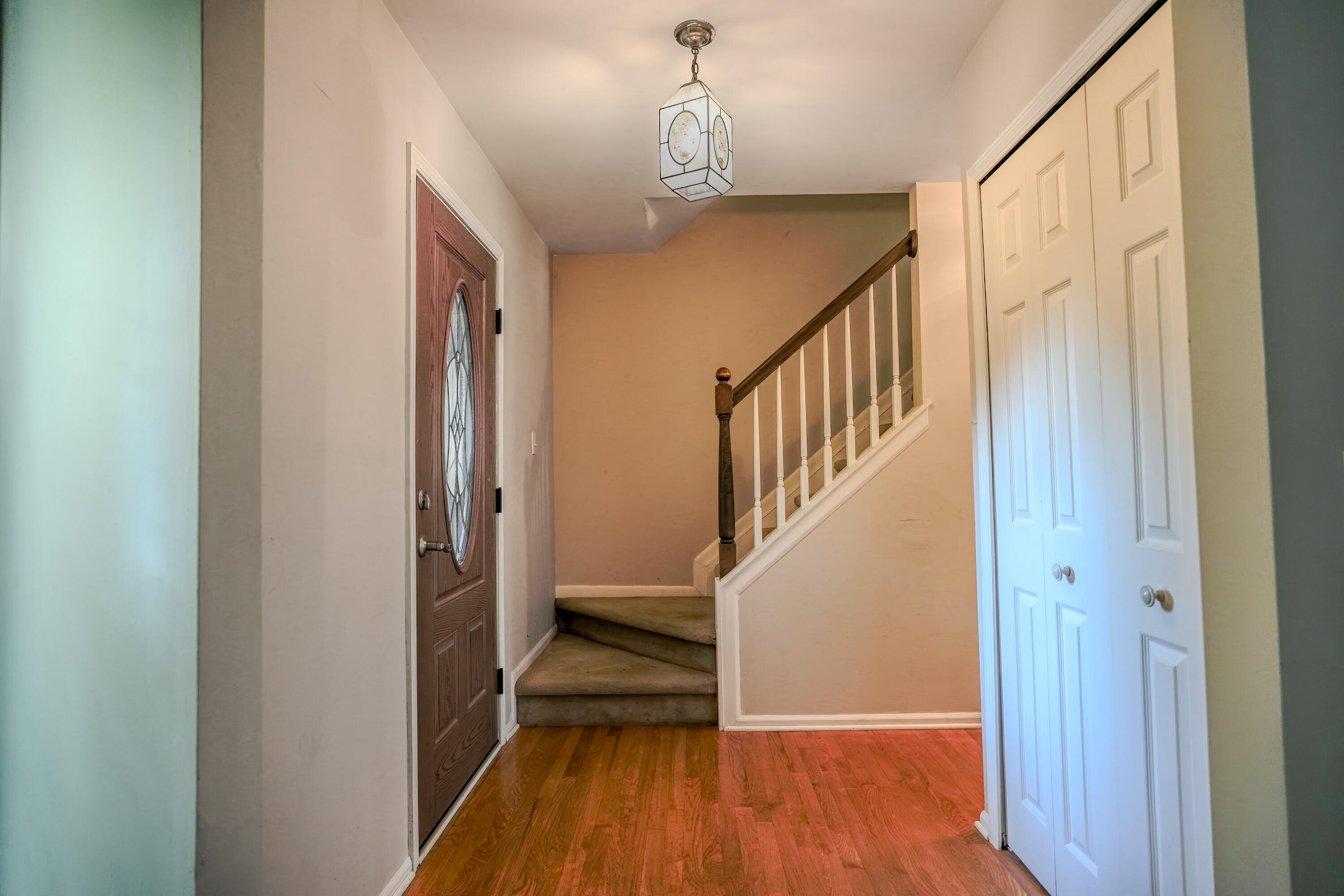 2411 Weathervane Road West Bloomfield, MI 48324 - Photo 3 of 26 Entryway