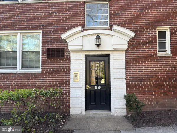 $289,500 | 106 North George Mason Drive, Unit 4, Arlington, VA 22203