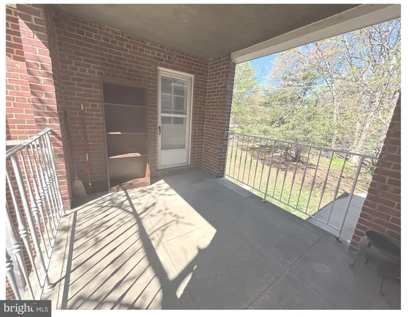 $289,500 | 106 North George Mason Drive, Unit 4, Arlington, VA 22203