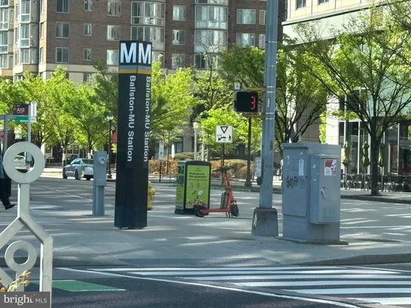 $289,500 | 106 North George Mason Drive, Unit 4, Arlington, VA 22203