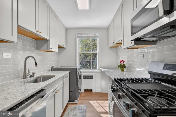 $289,500 | 106 North George Mason Drive, Unit 4, Arlington, VA 22203