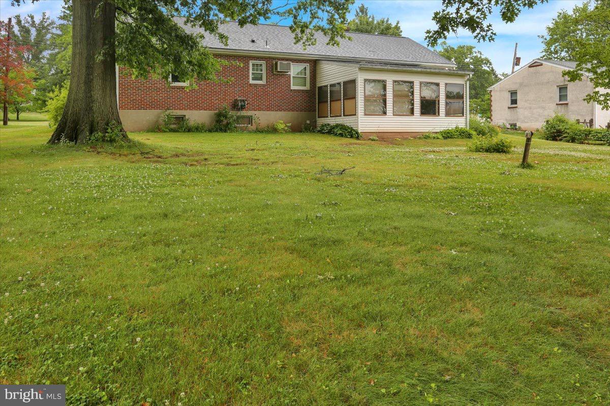 6 Freed Avenue Spring City, PA 19475 - Photo 7 of 40