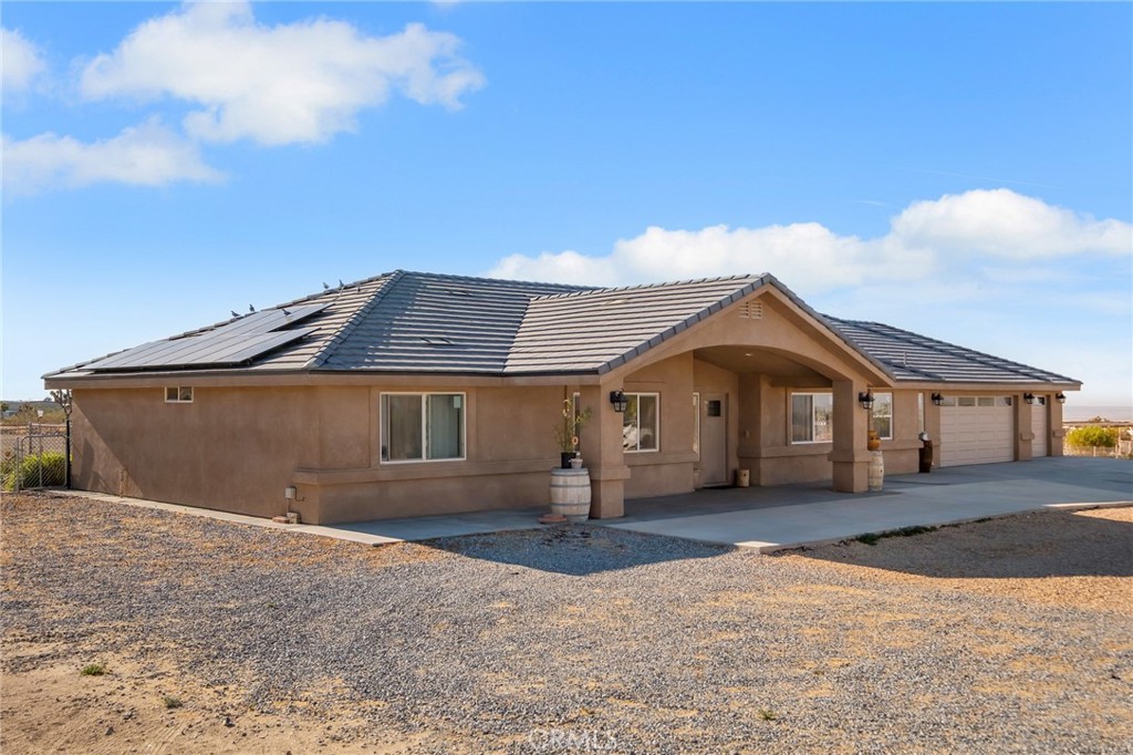 11374 Desert View Road Pinon Hills, CA 92372 - Photo 37 of 42 Gallery Image 37
