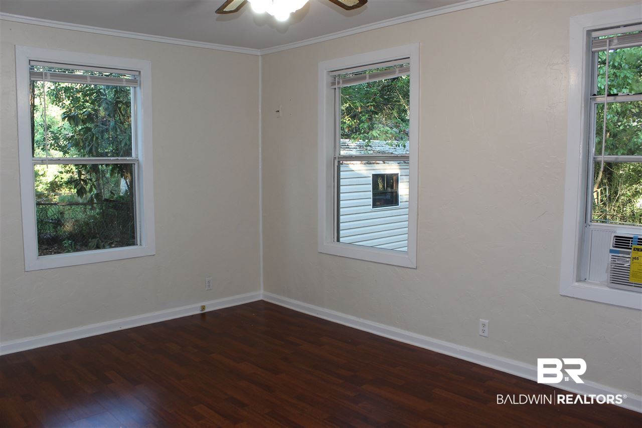 311 1st Street Mobile, AL 36611 - Photo 6 of 11