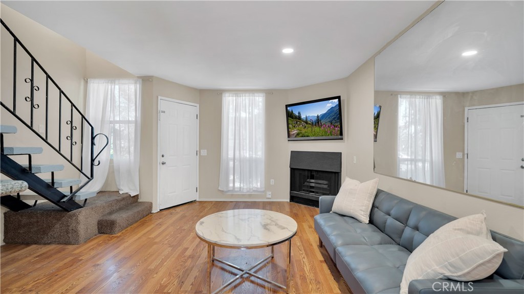 1414 Everton Place Riverside, CA 92507 - Photo 5 of 33