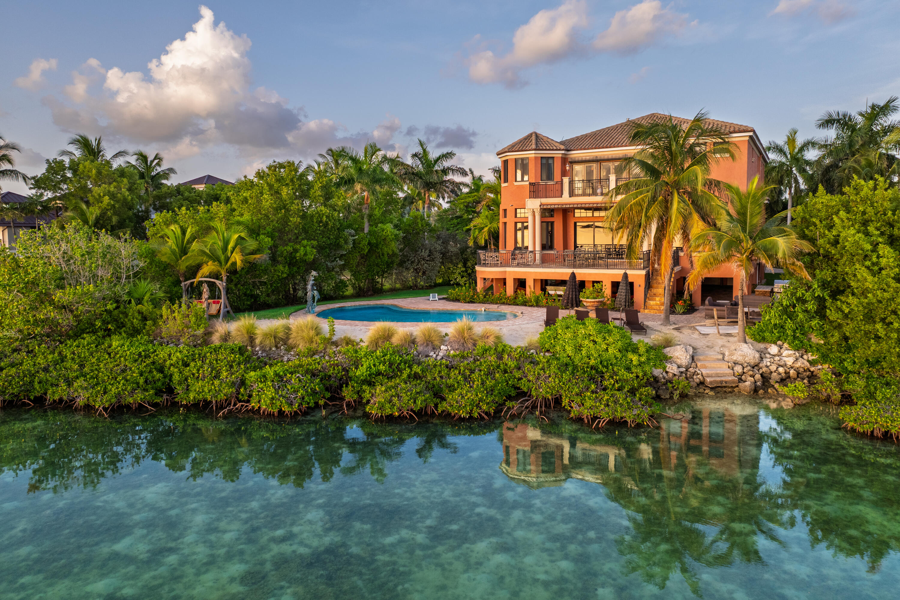 30 Cannon Royal Drive Shark Key, FL 33040 - Photo 1 of 48 TRULY PARADISE