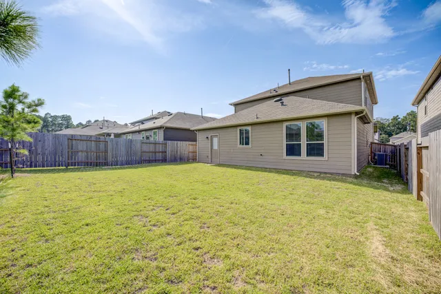 $2,450 | 338 Shady Cedar Hl Lane, Willis, TX 77378