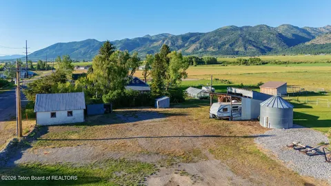 $749,000 | 2779 County Road 122, Thayne, WY 83127