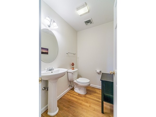 65 Spiers Road Newton, MA 02459 - Photo 17 of 26 Gallery Image 17