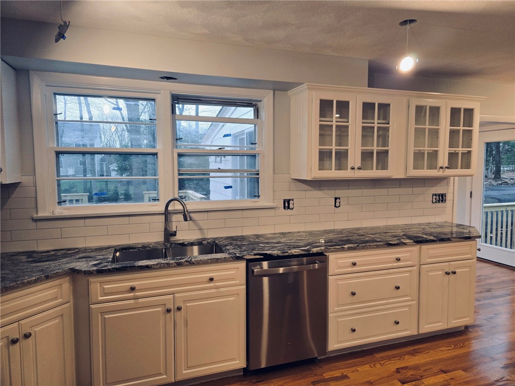 1 Angell Road Lincoln, RI 02865 - Photo 5 of 15