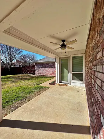 $2,195 | 906 Moore Street, Cedar Hill, TX 75104