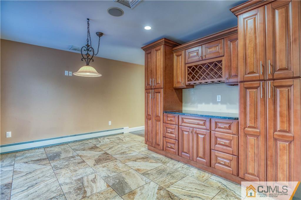 14 Queens Road East Brunswick, NJ 08816 - Photo 13 of 27 Gallery Image 13