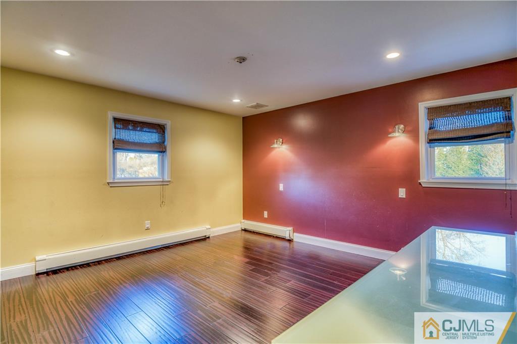 14 Queens Road East Brunswick, NJ 08816 - Photo 17 of 27 Gallery Image 17