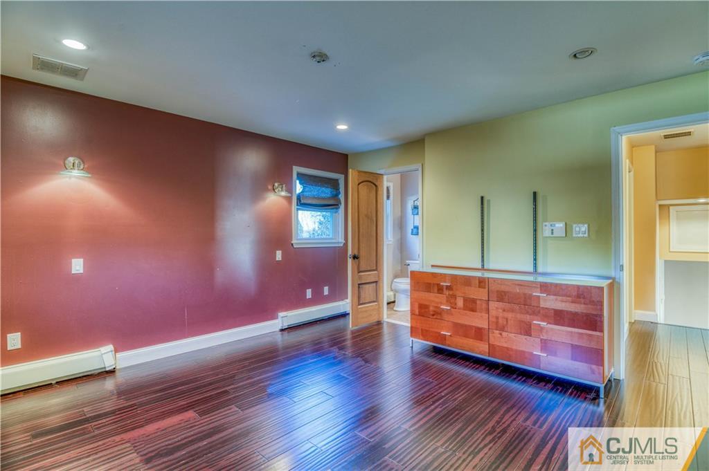 14 Queens Road East Brunswick, NJ 08816 - Photo 18 of 27 Gallery Image 18