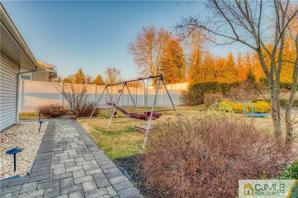 14 Queens Road East Brunswick, NJ 08816 - Photo 27 of 27 Gallery Image 27