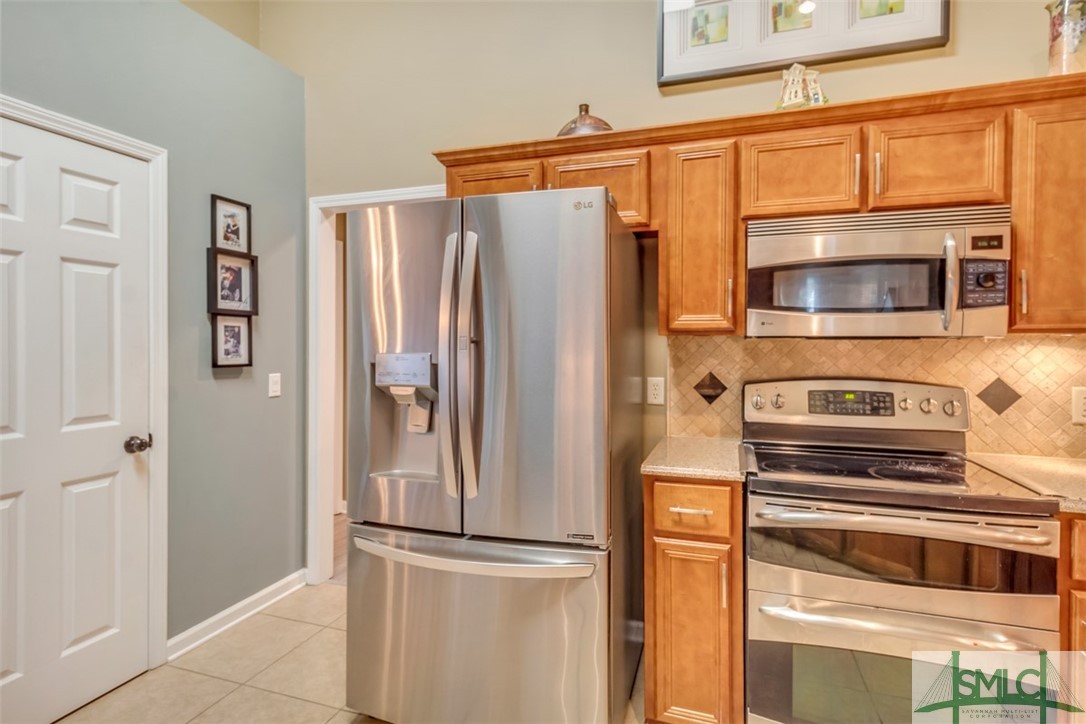 314 Silver Brook Circle Pooler, GA 31322 - Photo 17 of 38 Gallery Image 17