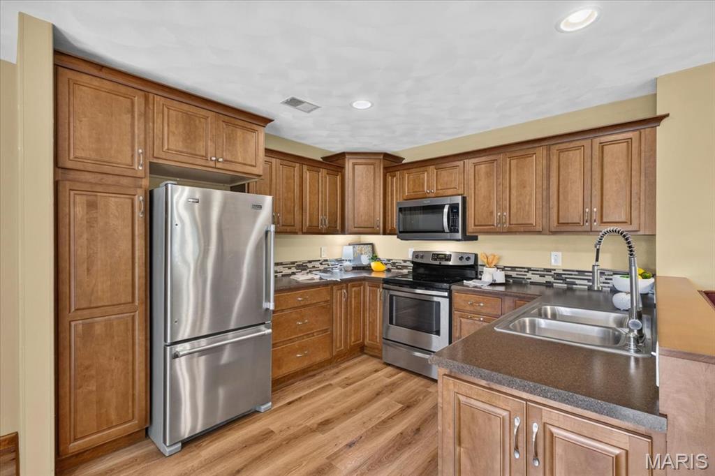 520 Schlueter Germaine Road Belleville, IL 62220 - Photo 68 of 98