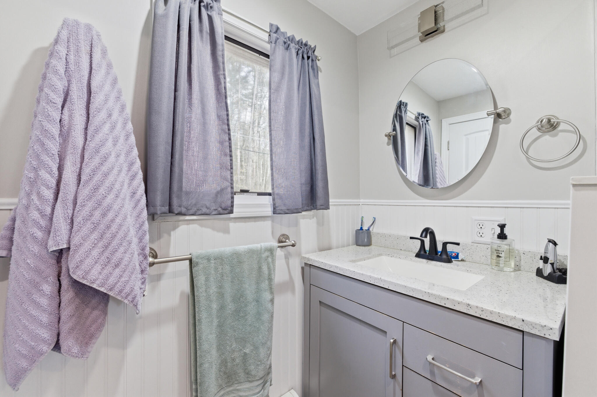 94 Sewell Shores Road Lebanon, ME 04027 - Photo 14 of 40 3G0A5827