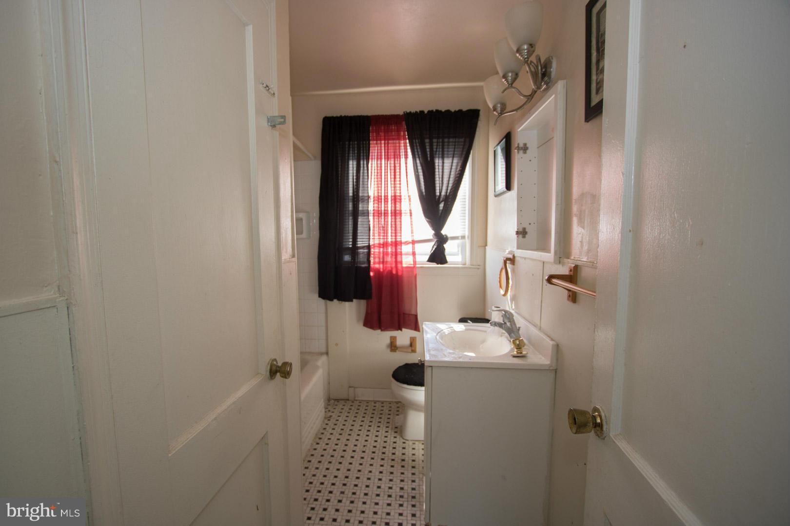 1126 Halstead Road Parkville, MD 21234 - Photo 14 of 14 Bath