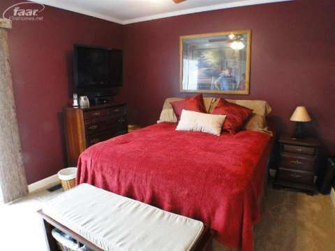 4226 West Thompson Road Linden, MI 48451 - Photo 9 of 30 20415986-8.JPG