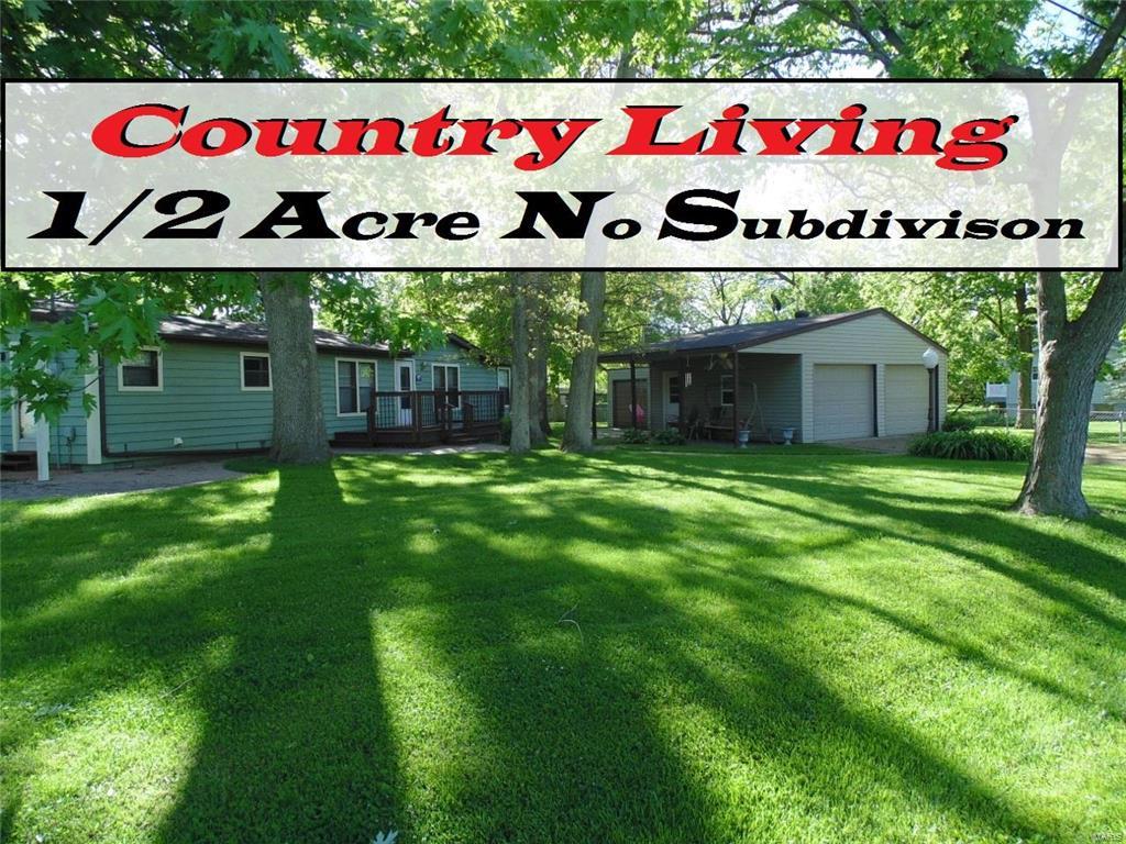 1944 Klaus-Geiger Road Highland, IL 62249 - Photo 1 of 41