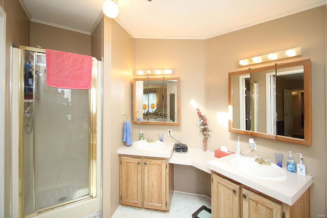 1944 Klaus-Geiger Road Highland, IL 62249 - Photo 26 of 41
